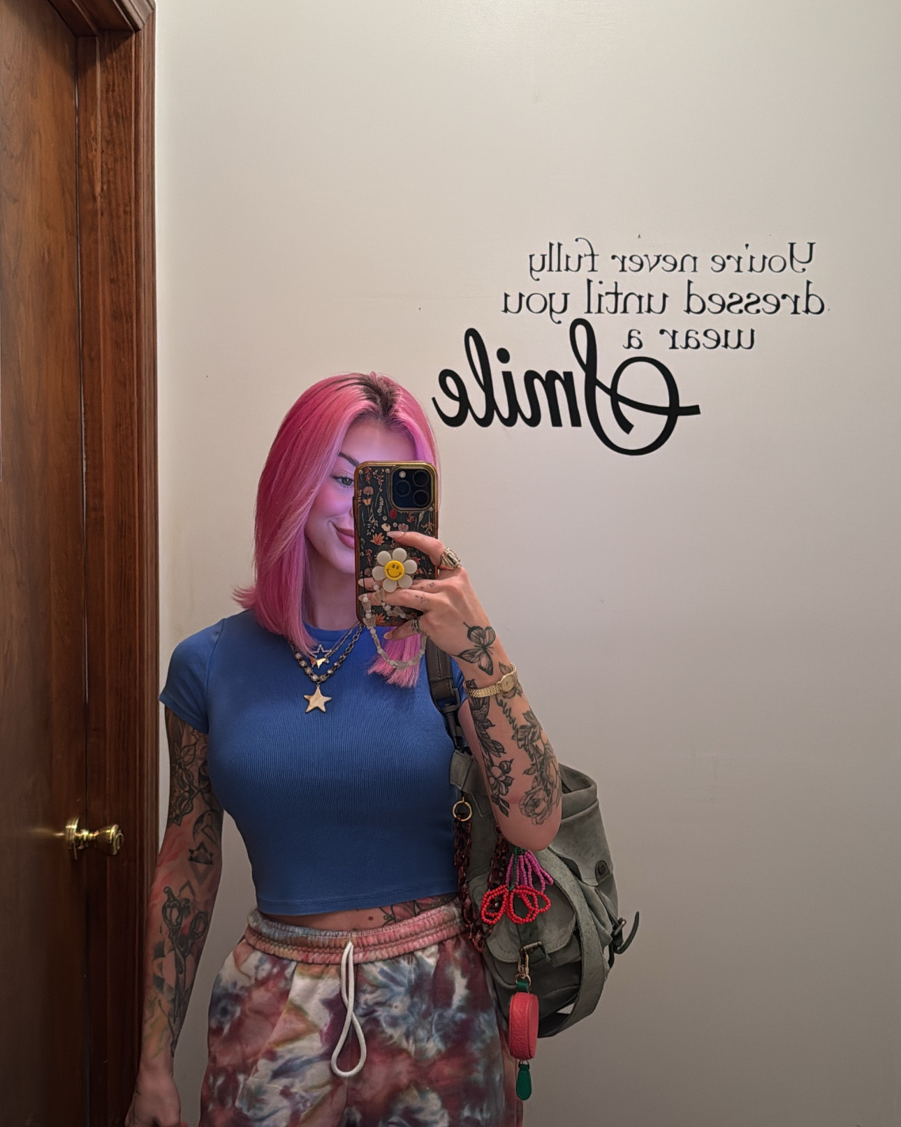 comfieees :)
pants are custom made by Gabbie Eagan (dicey dyes) 