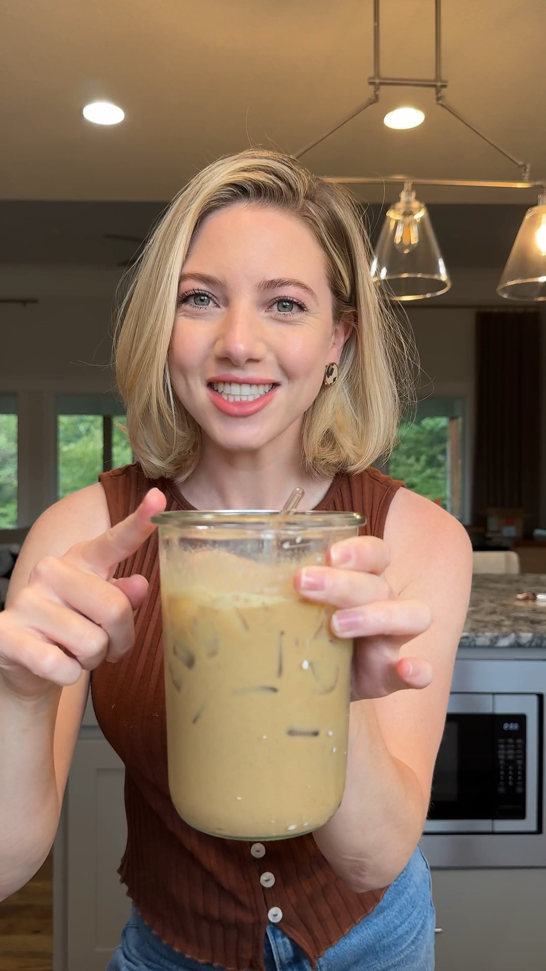 Homemade pumpkin dirty chai iced latte recipe + my cozy fall outfit of the day 🍂 Linking my coffee setup favorites, from the glass to the espresso machine, and everything I’m wearing!