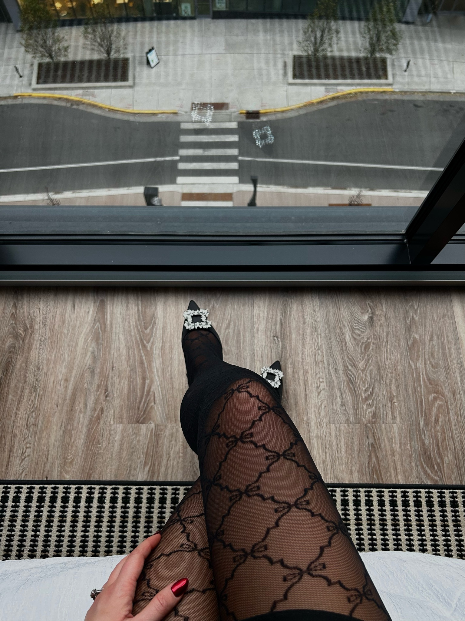 The CUTEST holiday party tights and shoes I’m obsessed 

#LTKGiftGuide #LTKParties #LTKHoliday