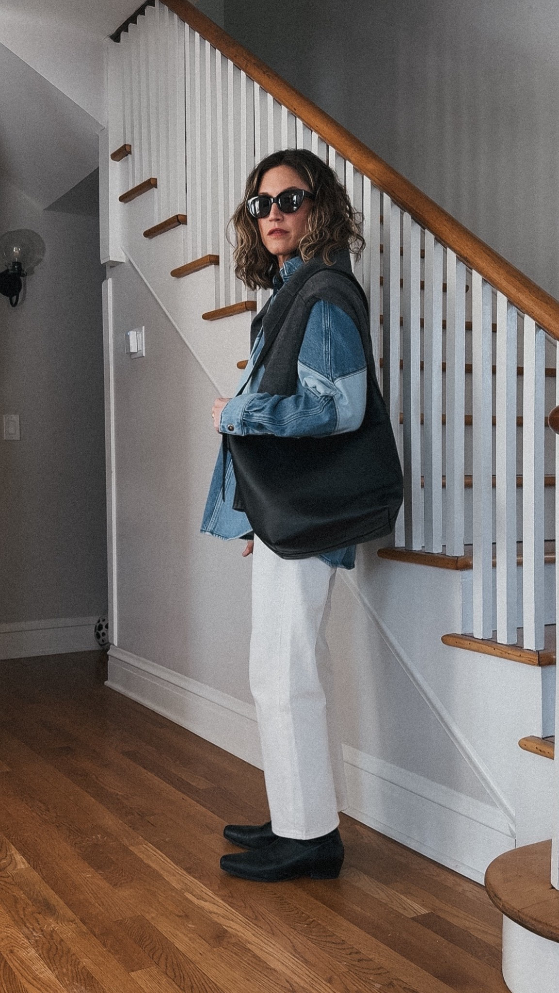 Look of the Day // 1.28

Sézane sweater (under), XS, TTS. Sézane denim shirt, 2, sold out, similar linked. Levi’s denim, 25, I took my larger size for a relaxed fit, this pair is best for petites, linked the original as well  Bared Footwear boots, TTS. Everlane gray sweater, XS, TTS for a relaxed fit. Madewell bag. Quince sunglasses. Mejuri ring. Necklace from Sheena Marshall Jewelry, sold out, similar linked. Heaven Mayhem earrings  

#LTKOver40 #LTKSeasonal #LTKgrwm