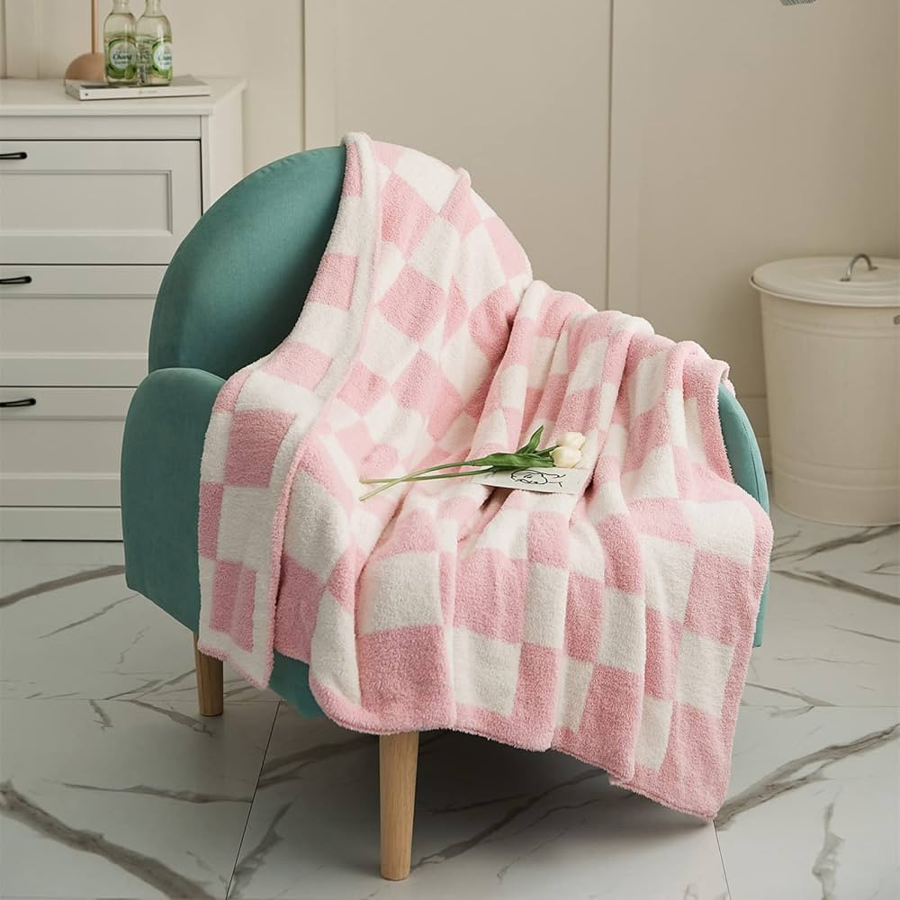 Checkerboard Throw Blanket Soft Cozy Pink Blanket Reversible Fleece Checker Blanket for Couch Sof... | Amazon (US)