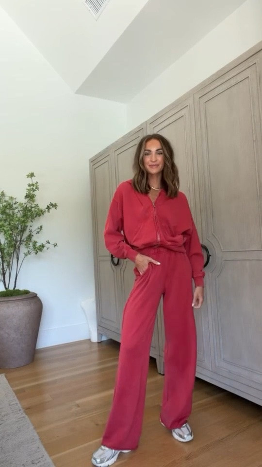 Cozy sweats for fall + winter on SALE! 🤍 run tts