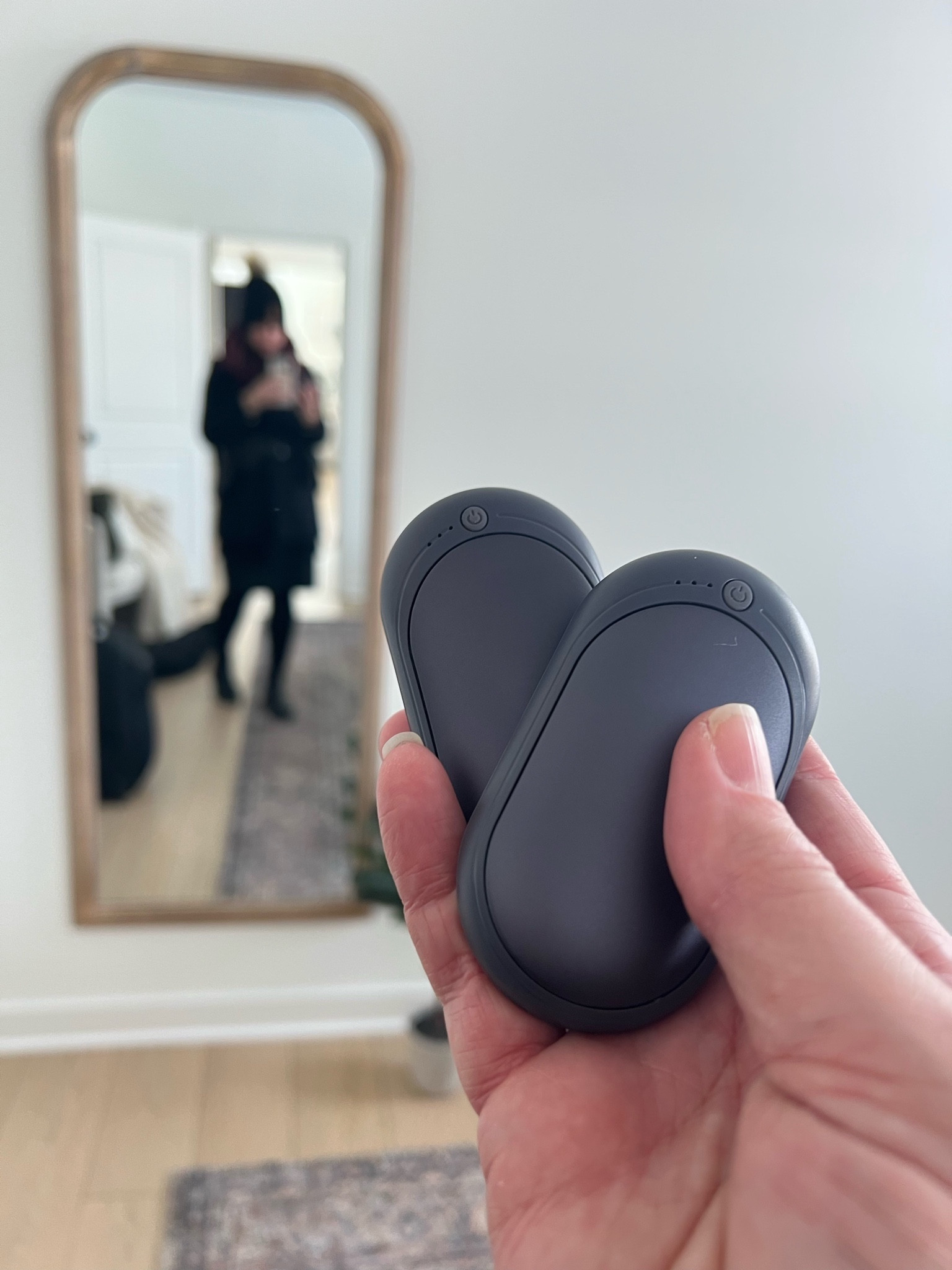 A winter photographer must have…rechargeable hand warmers!

#LTKfindsunder50 #LTKstyletip #LTKMostLoved