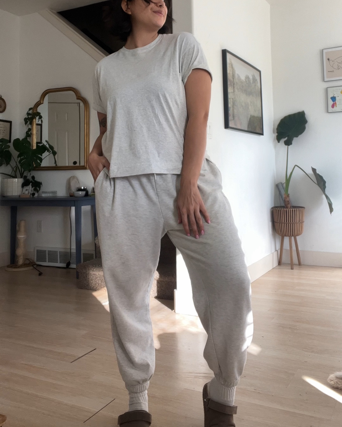 the comfiest old navy sweats and t-shirt now that i’m pregnant! wear a size large in both! 