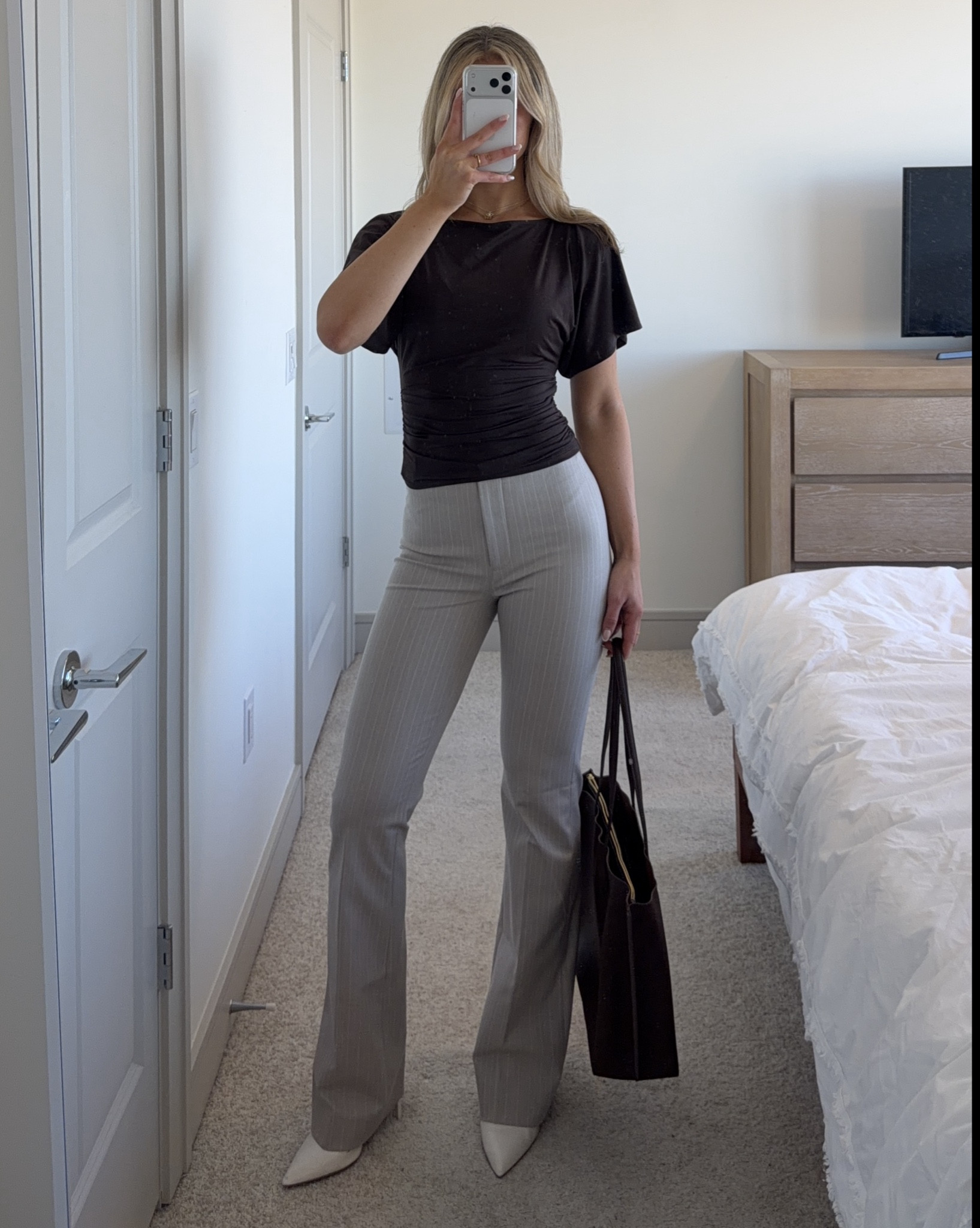 @abercrombie office ootd 👩🏼‍💼🤎

#LTKootd #LTKWorkwear