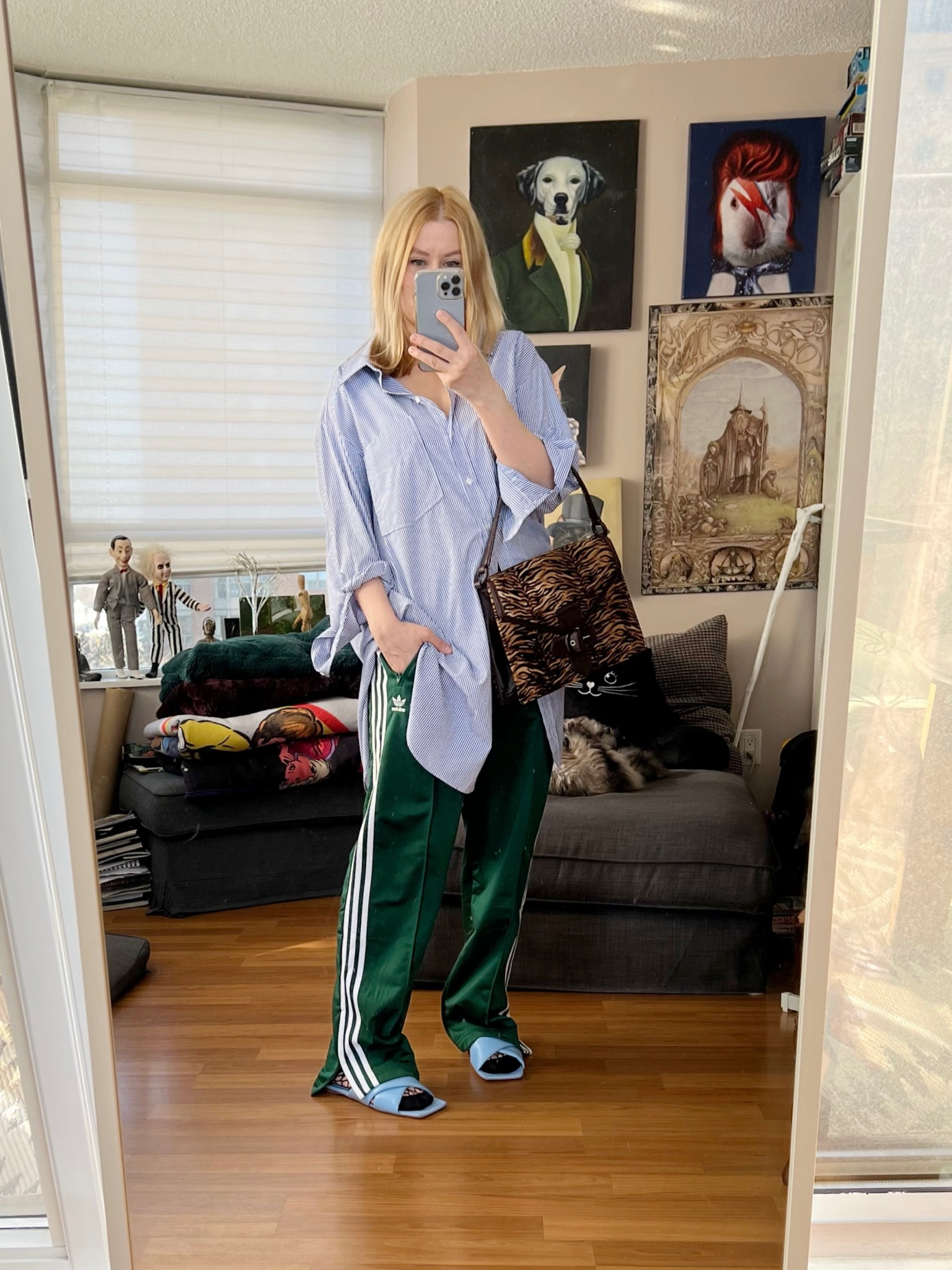 It’s really hot out and it makes me sad 😞 

•
.  #springlook  #StyleOver40  #adidasfirebird  #pattermixing  #adidas #poshmarkFind #thriftFind #secondhandFind #FashionOver40  #MumStyle #genX #genXStyle #shopSecondhand #genXInfluencer #WhoWhatWearing #genXblogger #secondhandDesigner #Over40Style #40PlusStyle #Stylish40s #styleTip  #HighStreetFashion #StyleIdeas

Follow my shop @livelovesarablog on the @shop.LTK app to shop this post and get my exclusive app-only content!

#liketkit #LTKFind #LTKSeasonal #LTKshoecrush
@shop.ltk
https://liketk.it/46Od5

#LTKstyletip #LTKSeasonal #LTKFind