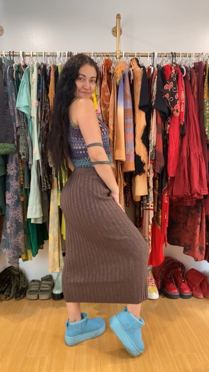 Yesterday’s Jupiter Day (Thursday) Look! 🩵🤎

I’m a sucker for a good sweater skirt and this one from the Veda Set from Free People is a new staple! I got it in white too and definitely will be getting more colors ASAP! 

🩵 Turquoise for Aquarius’ color association
🤎 Brown because it’s my personal Color of the Year!

Such a cute combination with the textures from the skirt and top!

I love knitwear 🧶

#LTKworkwear #LTKSeasonal #LTKstyletip