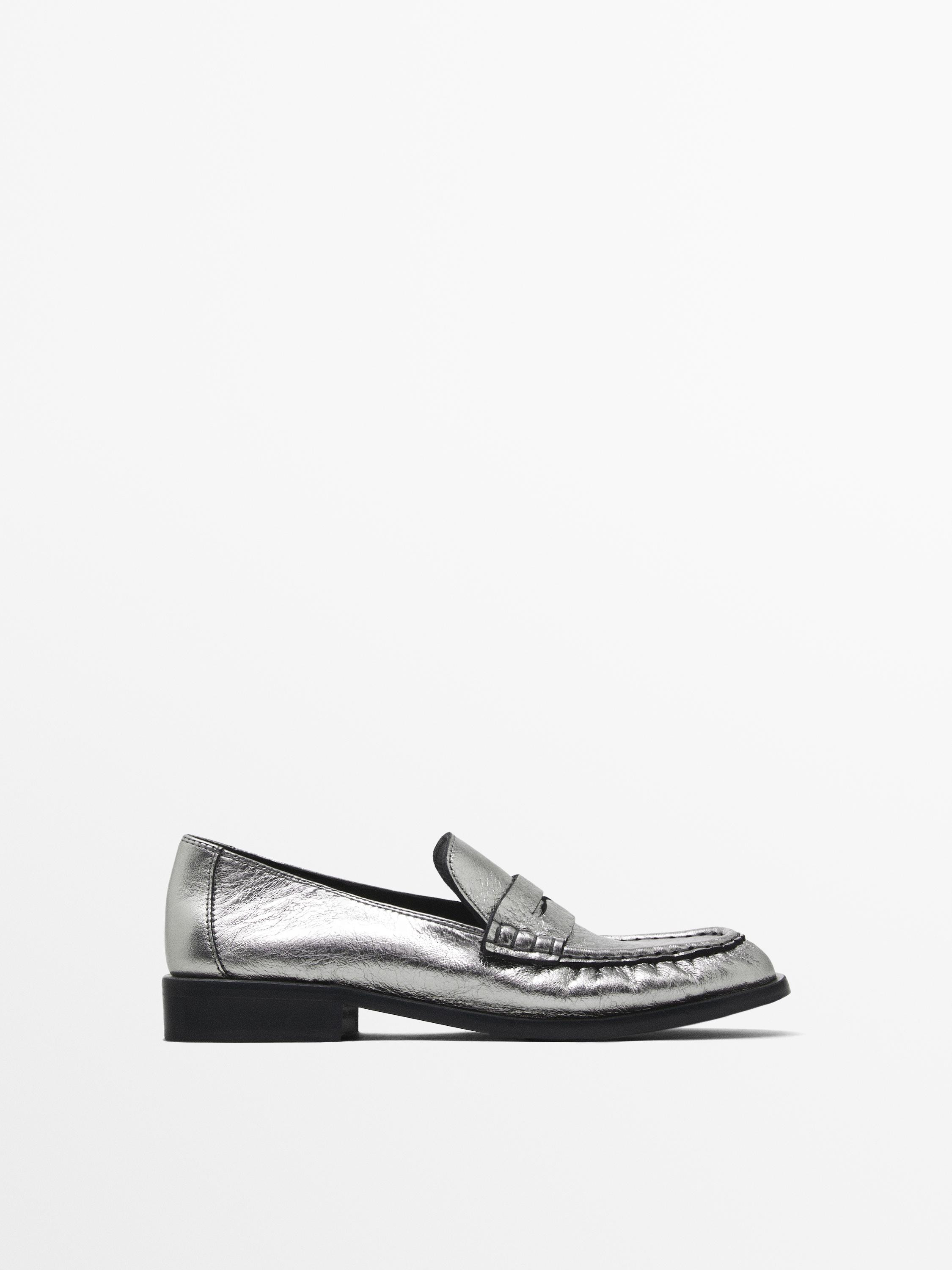 Soft loafers with gathered detail | Massimo Dutti US