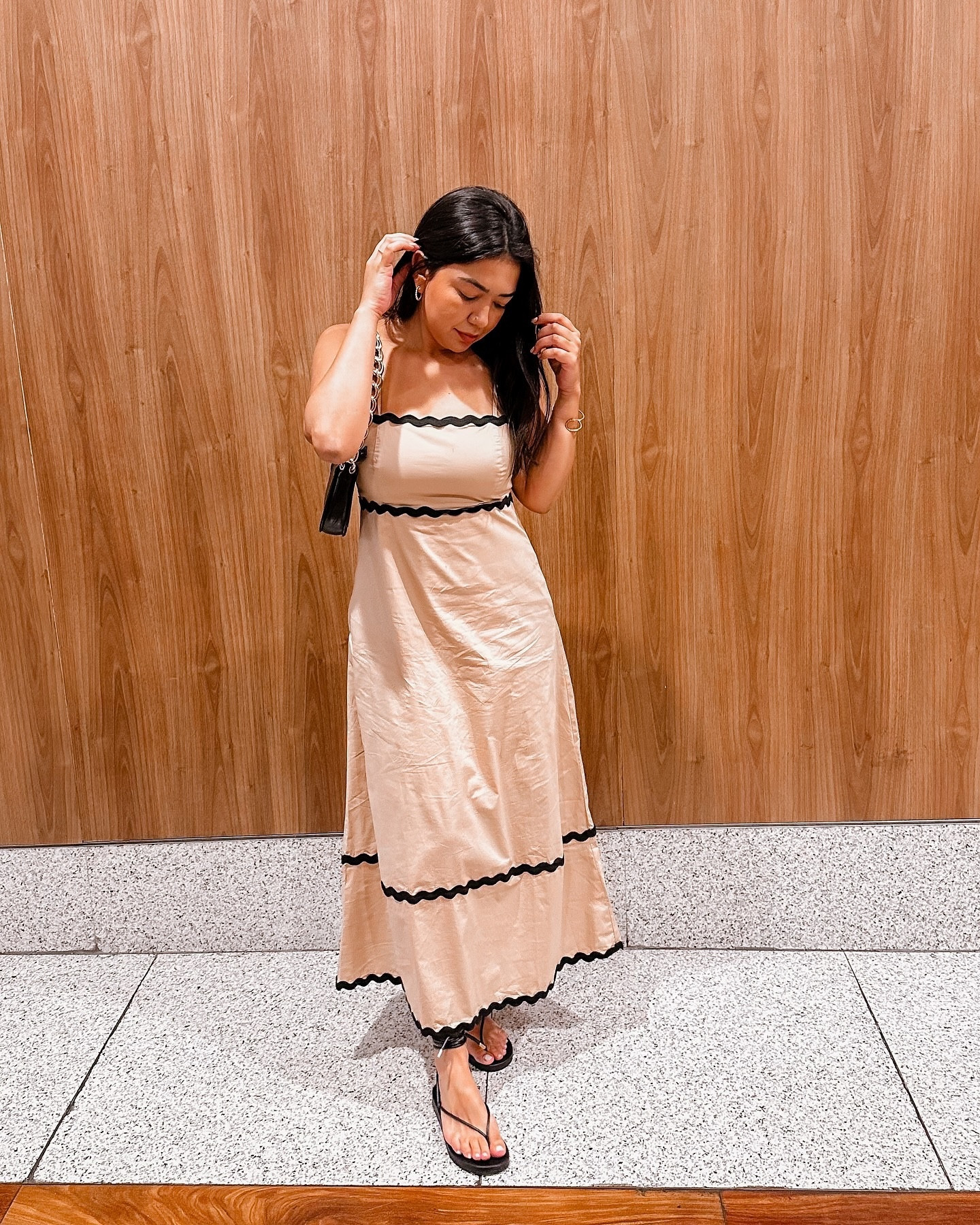 Perdidas no rolo de câmera 📸 
.
.
#moda #modafeminina #fashion #ootd #look #lookdodia #outfit #outfitoftheday #blogger #vestido

#LTKbrasil #LTKdicadeestilo #LTKvestidos