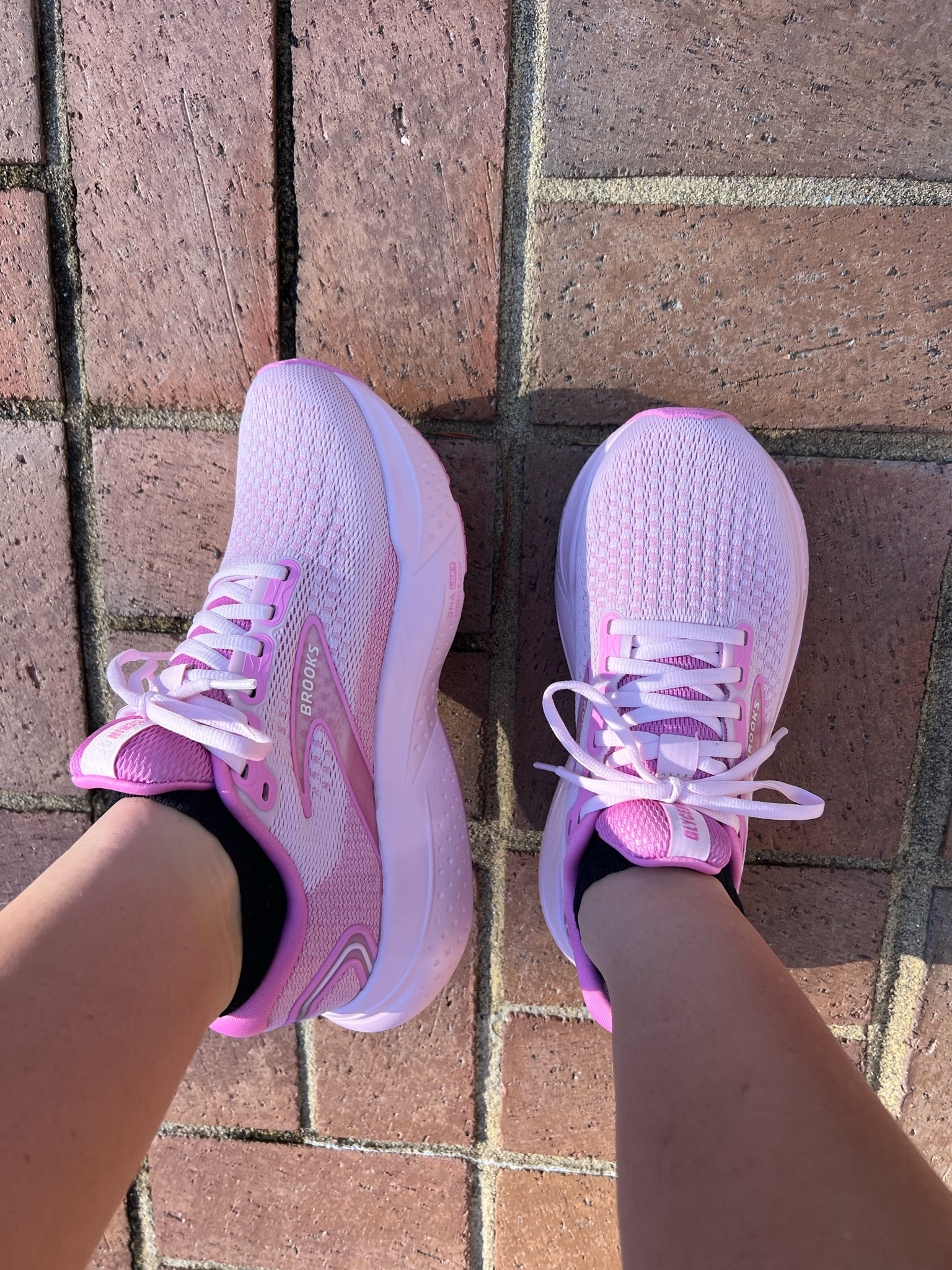 Brooks Glycerin 21 sneakers 

#LTKSaleAlert #LTKStyleTip #LTKShoeCrush