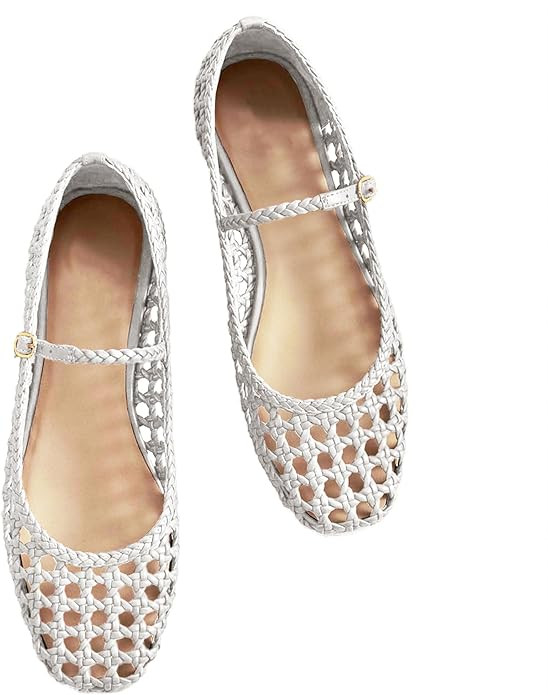 Visit the Molozoey Store | Amazon (US)