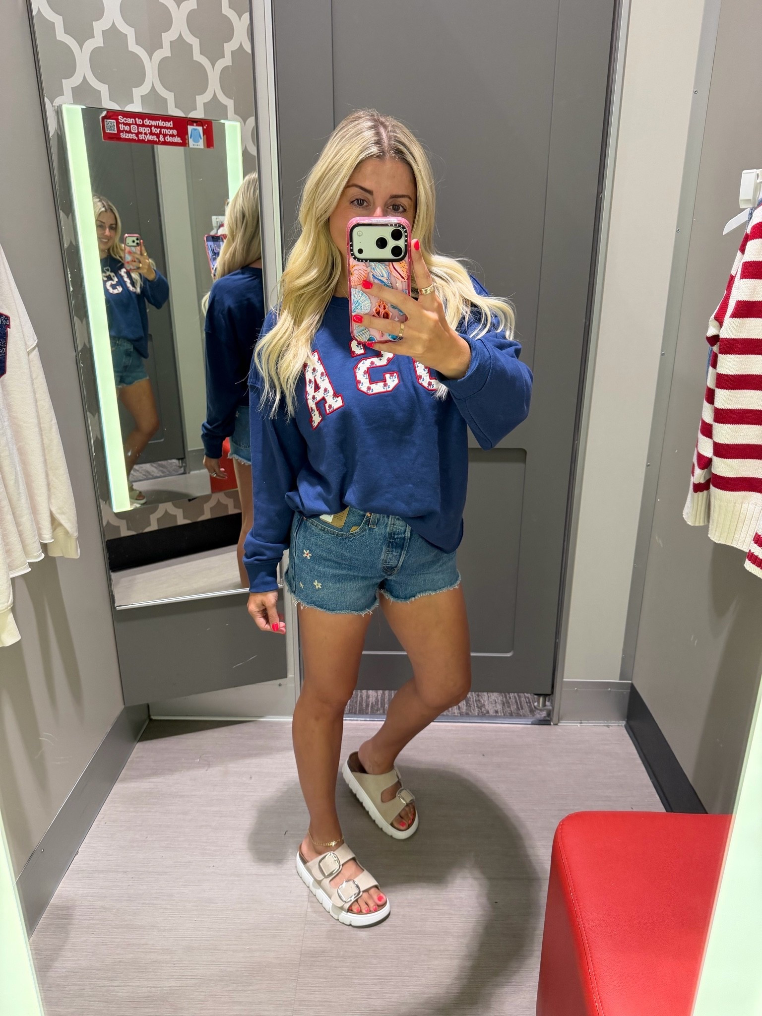 New @Target outfit
Small sweater 
Denim shirts size 27
Sandals tts
4th of July
