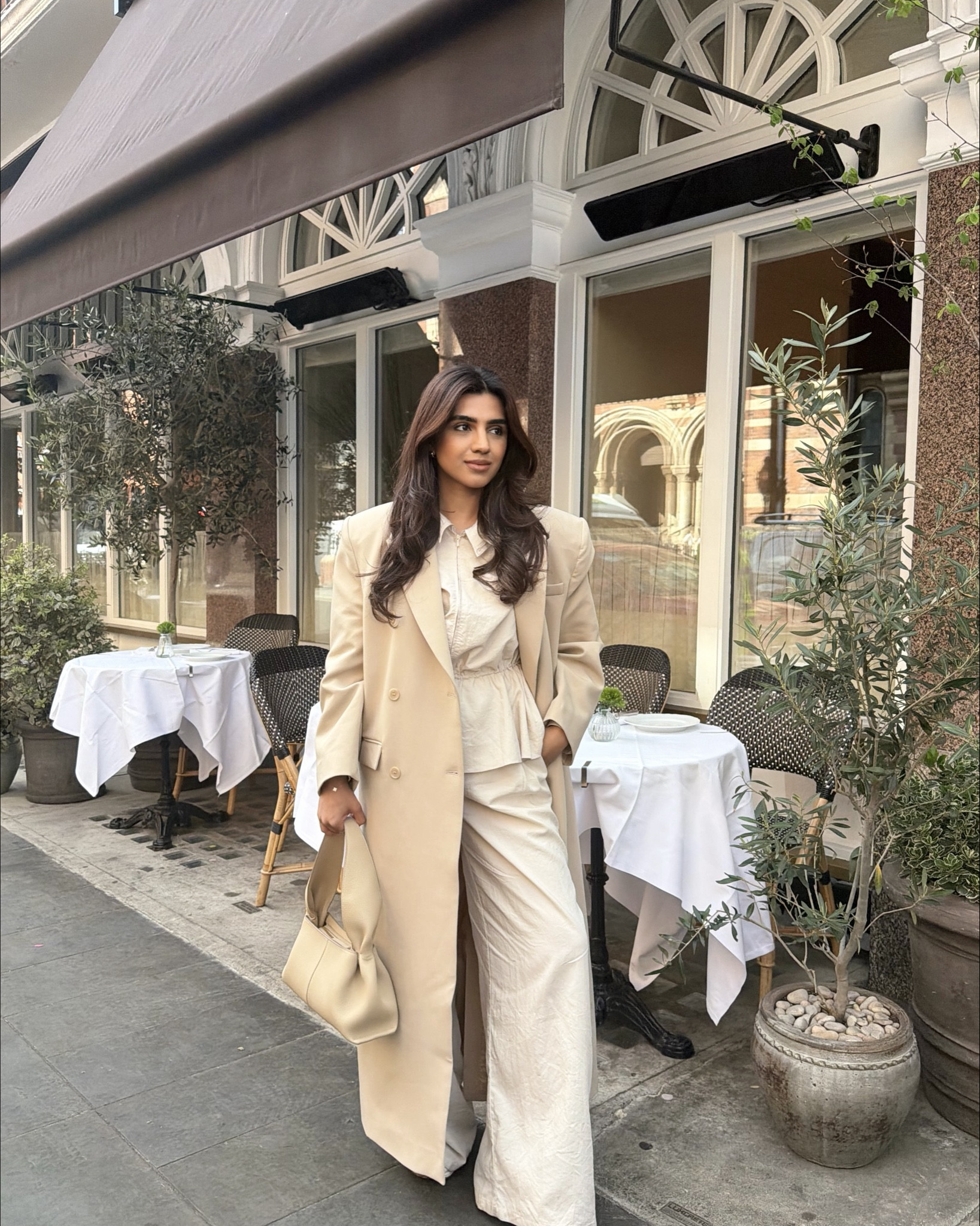 Spring layers.

Long blazer - ASOS. 
I also have this in a kaki green colour.
It’s at such a good price but looks so muvh more expensive 

Co-ord - H&M 
The perfect spring/summer co-ord


#LTKsummer #LTKuk #LTKspring