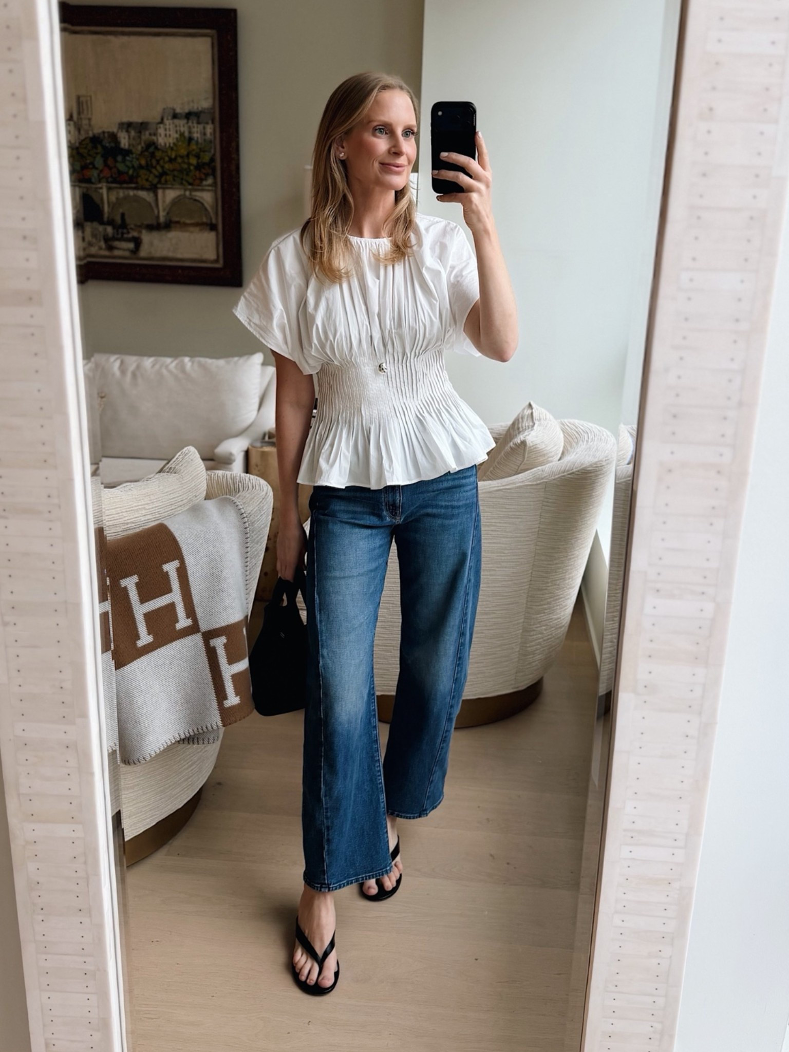 Tonight’s look! My jeans are old MOTHER 🤍

#LTKootd