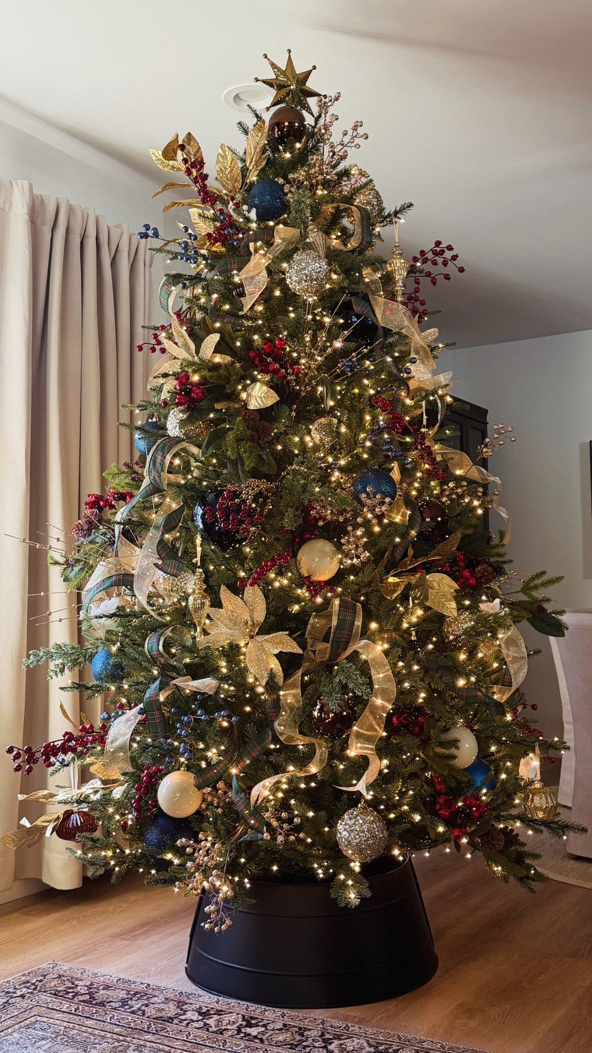 The viral twinkle tree- mine is the 7 1/2 foot full version. All my decorations are from hobby lobby 

#LTKHoliday #LTKSeasonal #LTKHome