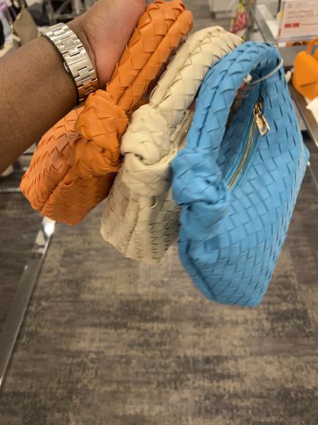Saw these really cute woven bags while out shopping today. They are perfect for the spring season. I got the orange one and I’m now regretting not getting all the colors🤦🏾‍♀️


#LTKstyletip #LTKfindsunder100 #LTKitbag