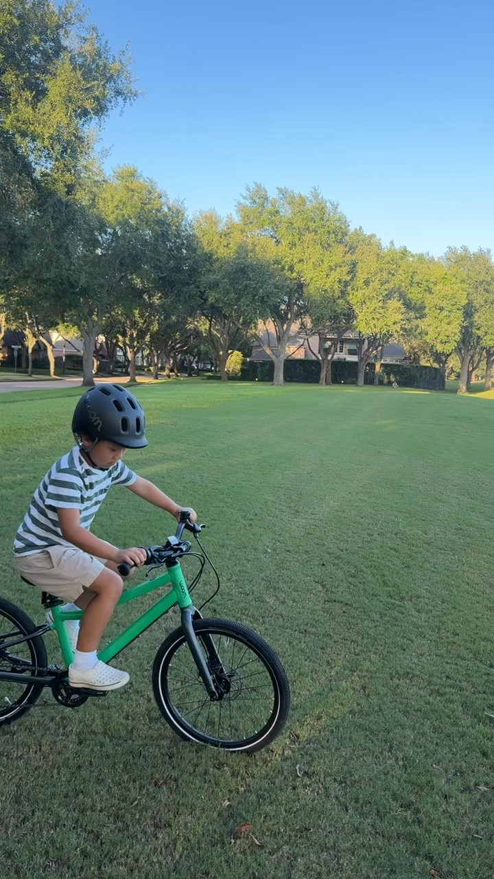 Back to school // kids woom bikes

#LTKKids