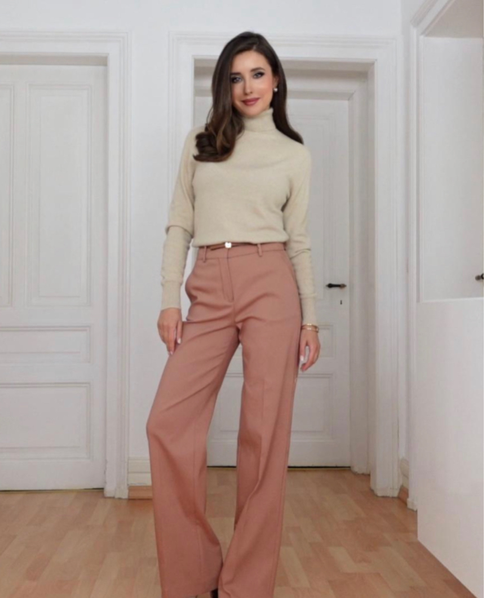 15%-Rabattcode auf alles bei Lilysilk: Gentle
Ab 499€-Einkauf erhältst du 20%-Rabatt: Gentle20
(*Ein Gutschein pro Bestellung)

#LTKworkwear #LTKCyberWeek #LTKstyletip