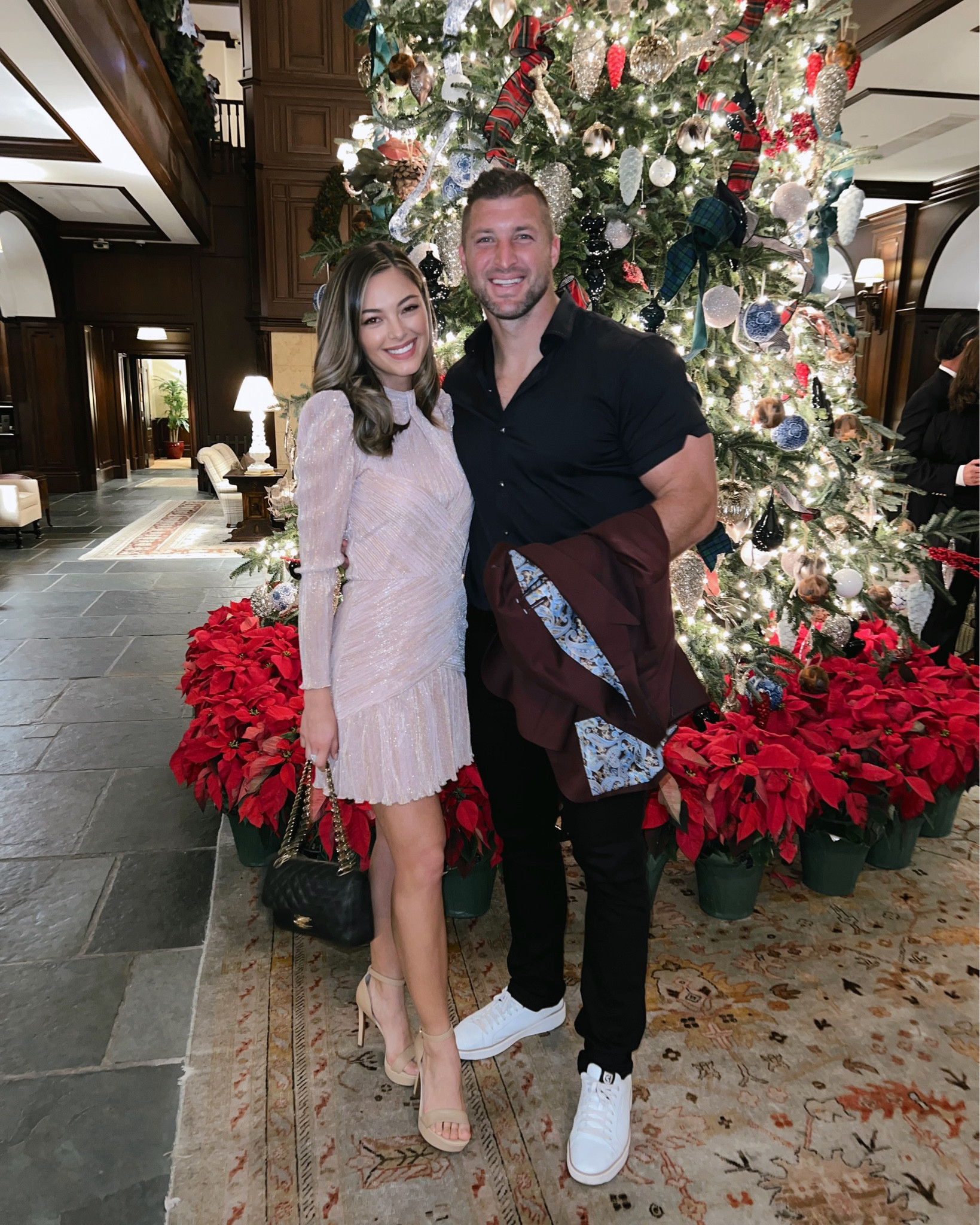 Holiday outfit, winter fashion, holiday party, New Year’s Eve

#LTKSeasonal #LTKHoliday #LTKGiftGuide