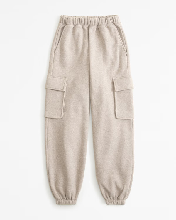 Essential Oversized Cargo Sunday Sweatpant | Abercrombie & Fitch (US)