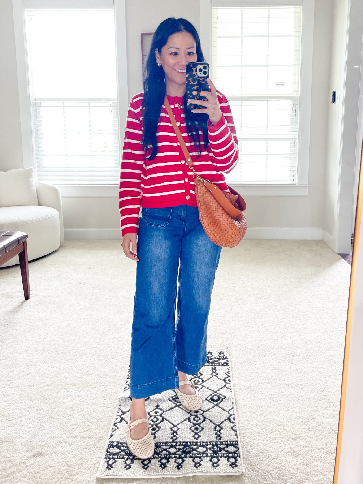 Size small cardigan
Size small jeans
Sized down 1/2 in flats

#LTKSaleAlert #LTKFindsUnder50 #LTKSeasonal