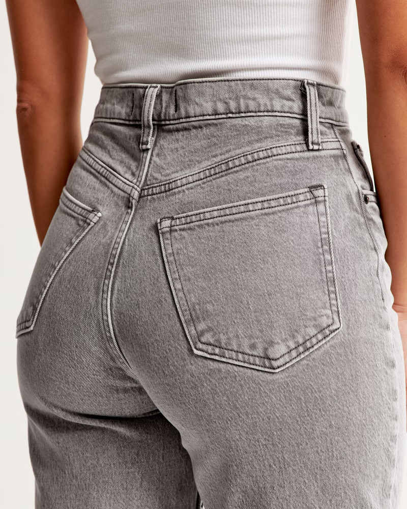Curve Love Ultra High Rise 90s Straight Jean | Abercrombie & Fitch (US)