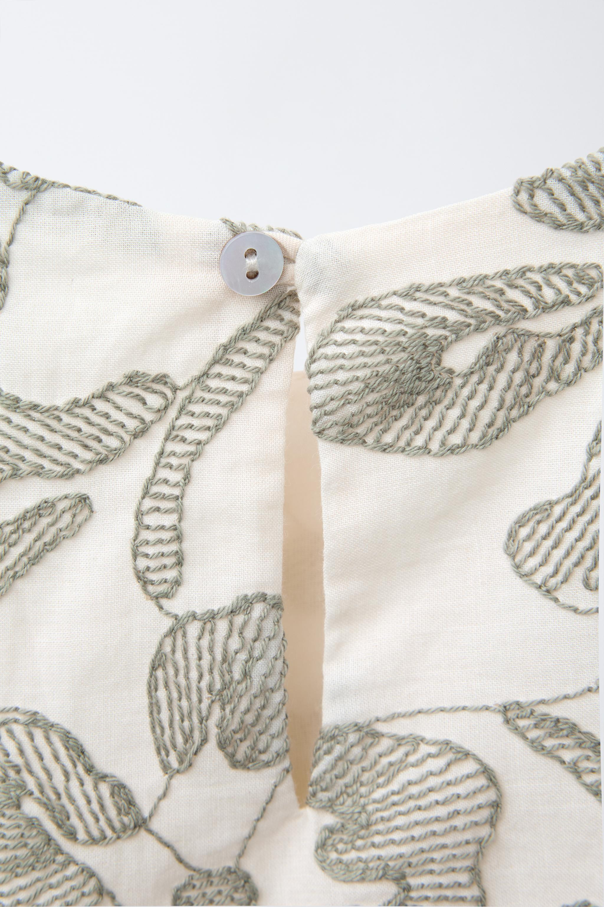 EMBROIDERED FLOWERS BLOUSE | Zara UK