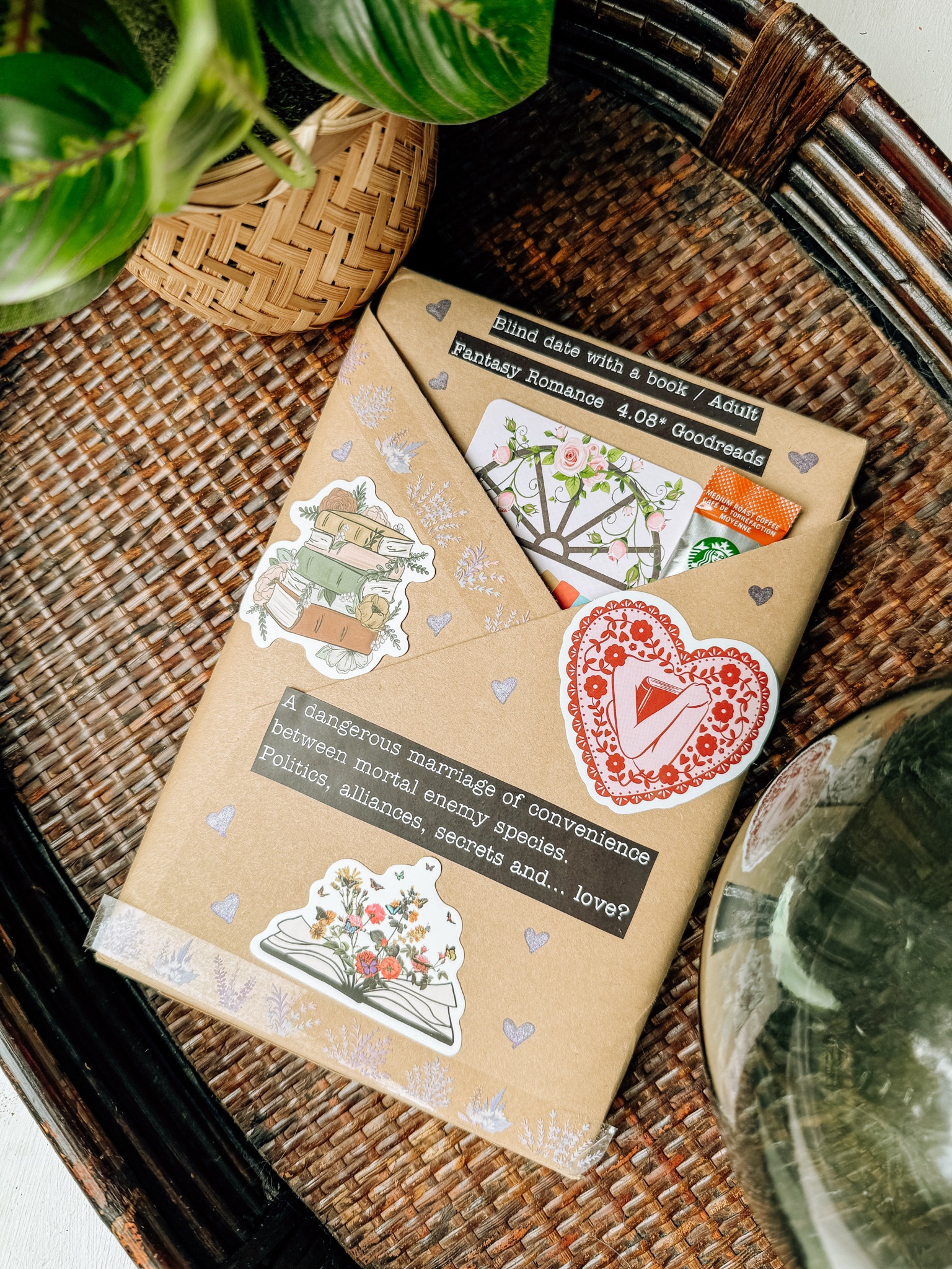 Picked up a blind date with a book, I wonder what I got 😚
Books
Currently reading 
Gift ideas


#LTKFindsUnder50 #LTKHome #LTKBacktoSchool