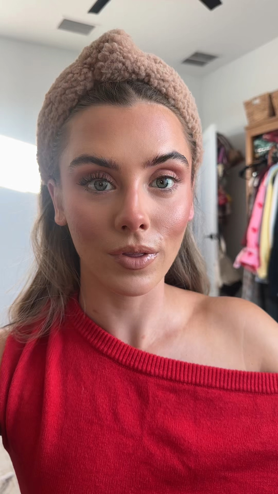 @DIBS Beauty code is SLOANE. This first of its kind duo mascara is proof that you really can have it all - brown/black, length/volume, natural/glam - all in a single tube. Designed for ultimate versatility, you can go from natural clean length to bold and dramatic volume, all with flake-free, smudge-proof all day wear. Finally, a mascara that does the most for those who do the most. @DIBS Beauty 

#LTKgrwm #LTKBeauty #LTKselfcare