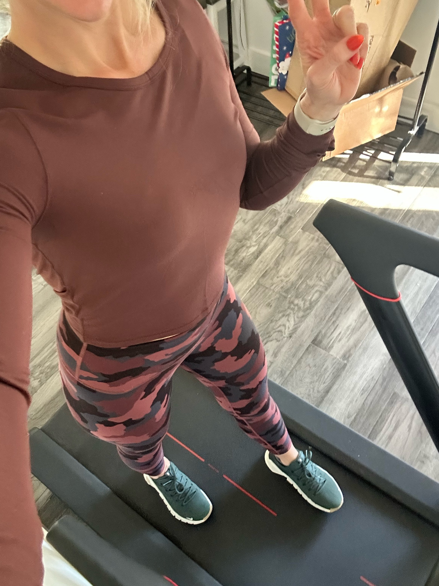 My favorite shoes for low intensity and strength training plus the outfit that can do no wrong - half lulu half CRz 

#LTKFitness #LTKActive #LTKShoeCrush