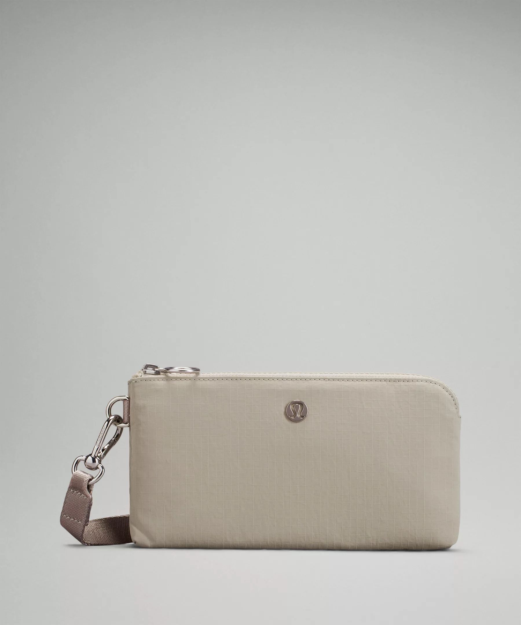 Curved Wristlet | Lululemon (US)