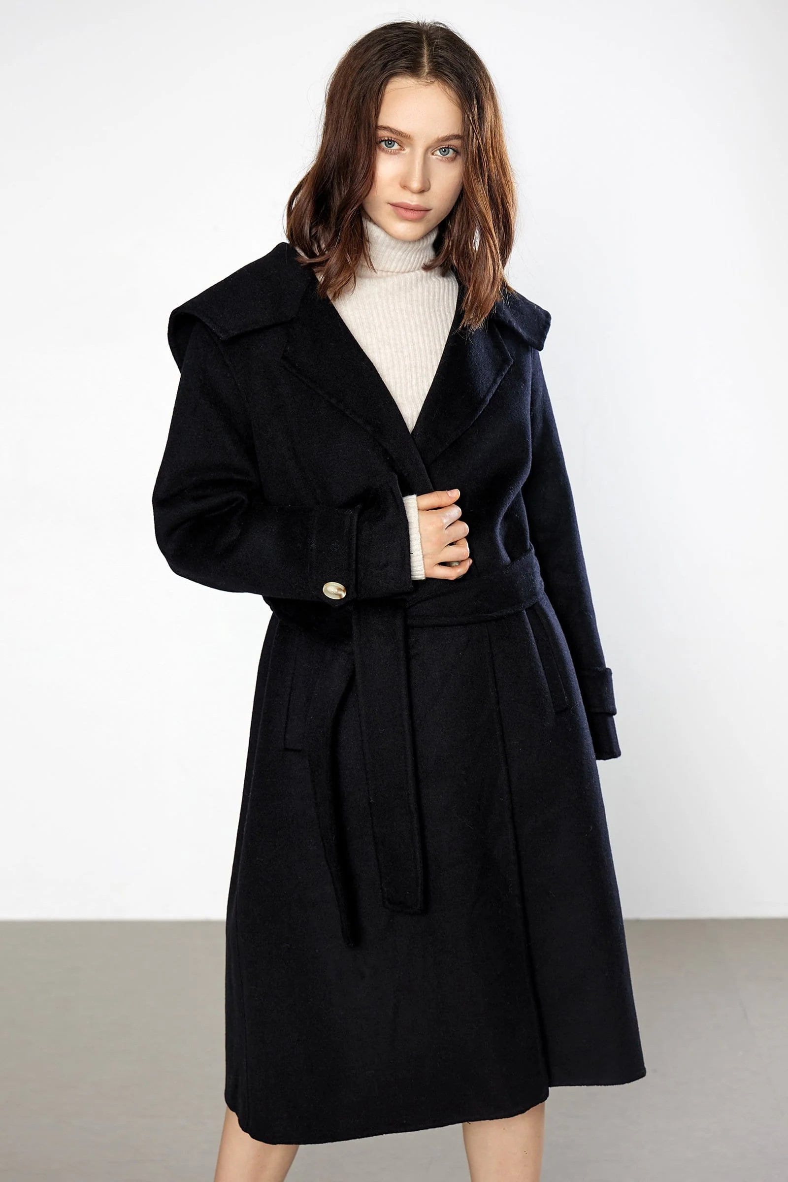 Arianne Black Lapel Premium Wool Collar Coat | J.ING