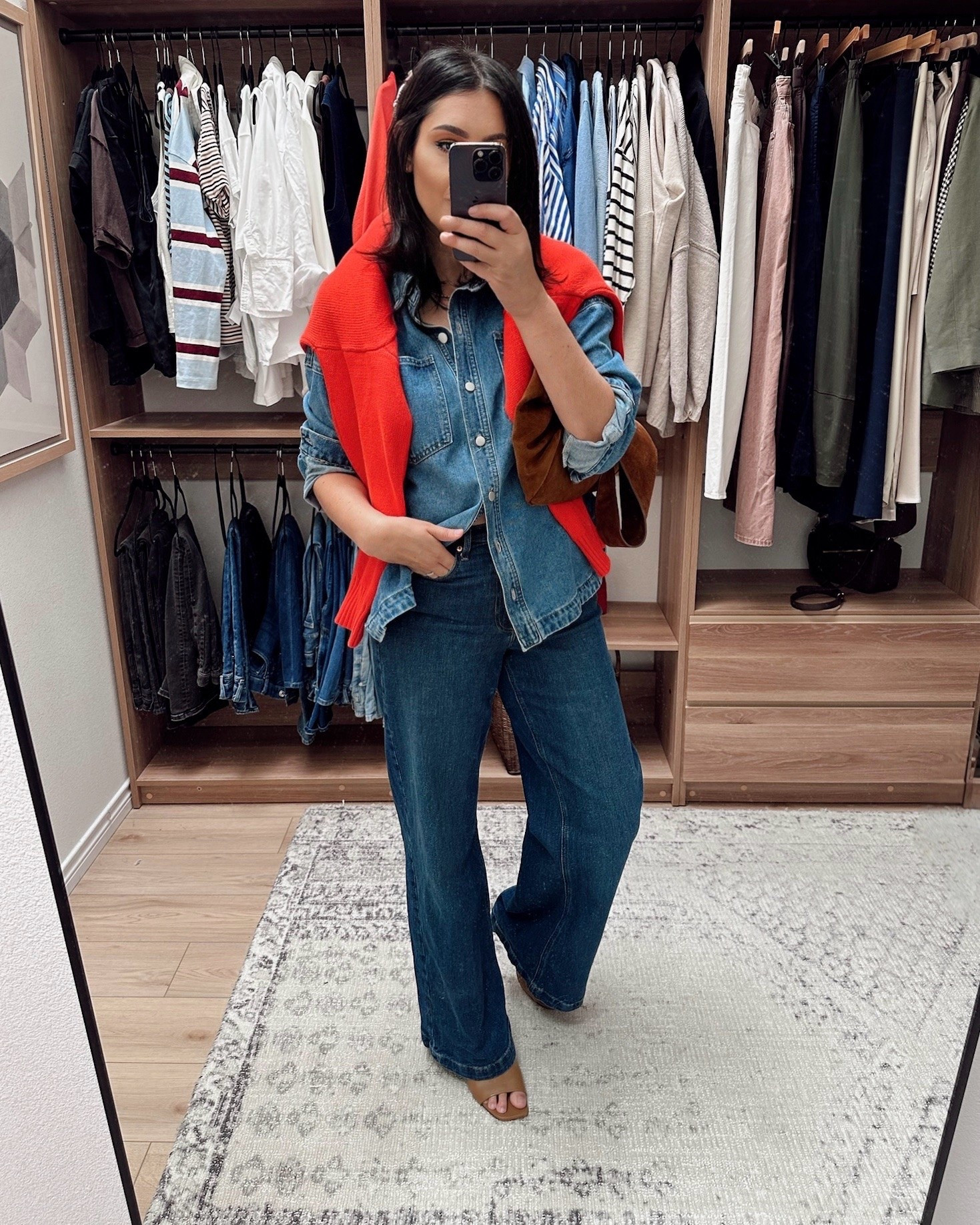 I’m in the large of the denim top, 30 long of the gap jeans!