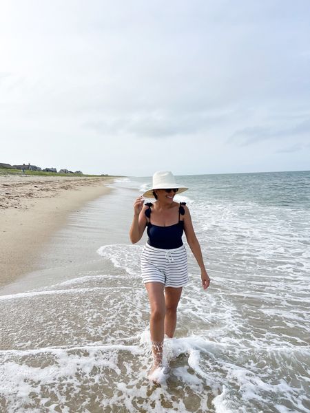 Summer in Nantucket just got better with @freyathebrand 🌊 This is no originary Panama hat. Hand made in Ecuador using a 3,000 year old tradition by women who are grandmothers, mothers, and daughters. And these beautiful hats feature SPF 50+ to protect you from the sun’s harmful rays. ☀️ #Freyathebrand

#LTKstyletip #LTKswim #LTKFind