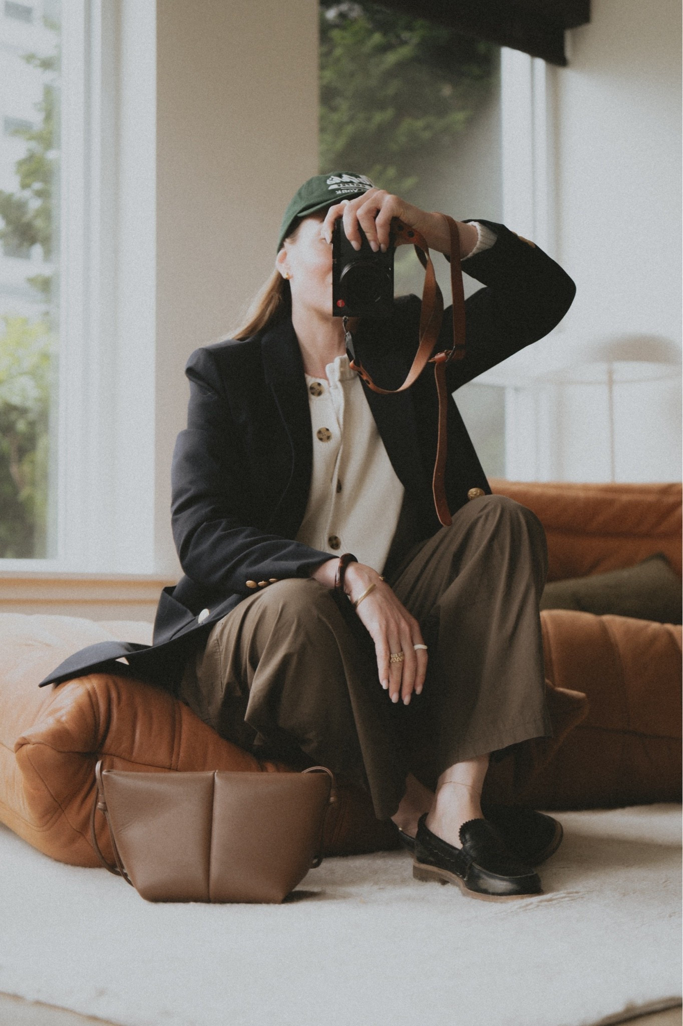 @SEZANE navy blazer layered over a fitted cardigan + Isabel Marant cargo parachute pants + Ralph Lauren Ralph’s coffee green baseball hat + Maeden boulevard classic trapeze mini bag. Shoes: Golden Goose Jerry loafers.

#LTKSeasonal #LTKootd #LTKWorkwear
