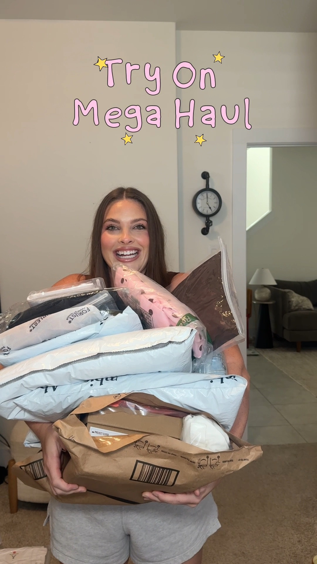 ABERCROMBIE, AERIE AND AMAZON?!

I've got 3 unboxings, 3 try ons, and a million opinions coming your way!
Like and follow so you don't miss them!

#LTKMidsize #LTKActive #LTKPetite