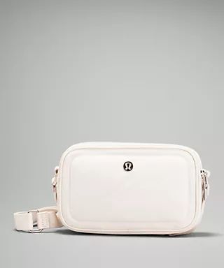 Crossbody Camera Bag 2L | Lululemon (US)