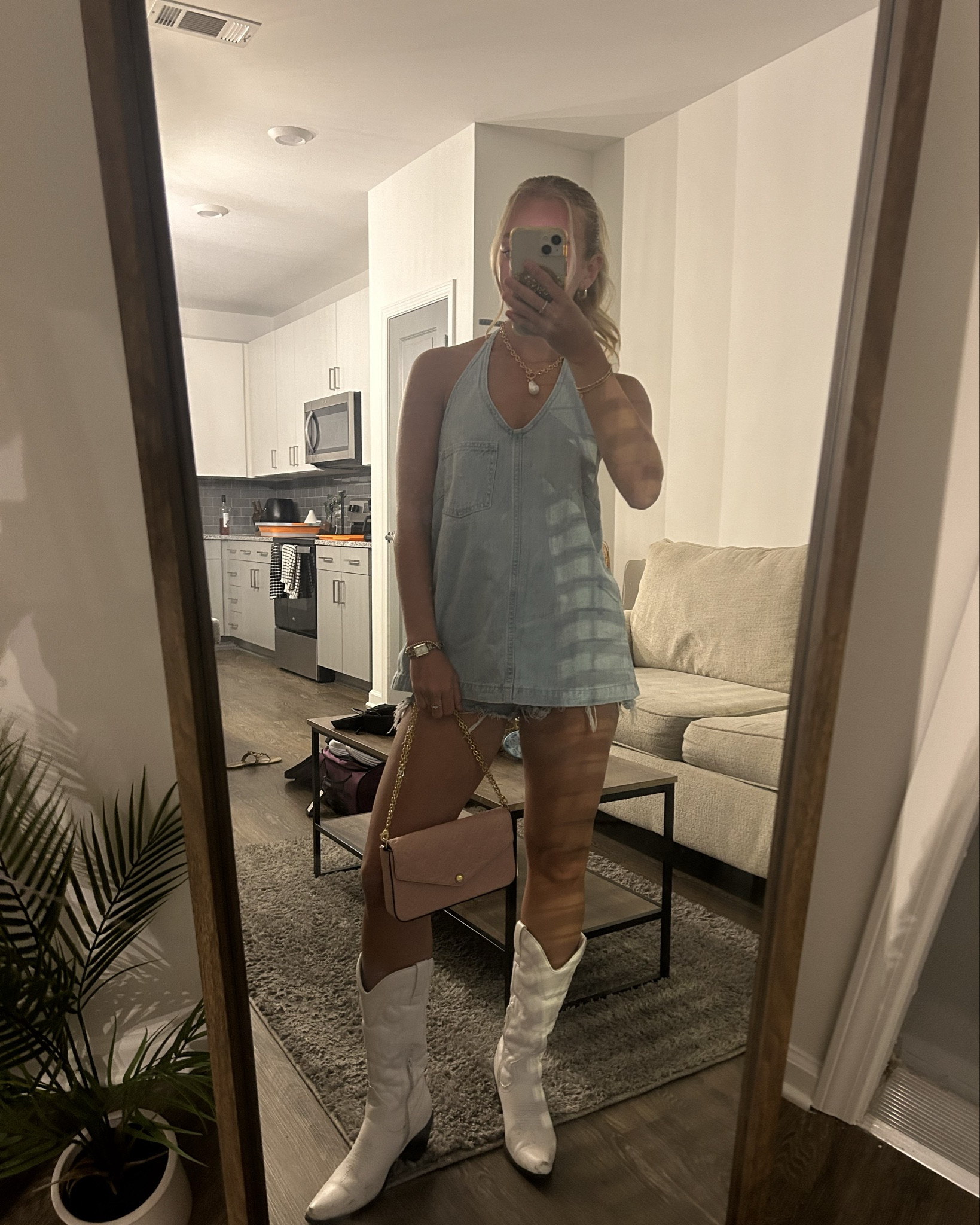 Nashville outfit inspo 💙

#LTKBeauty #LTKSeasonal #LTKFindsUnder50