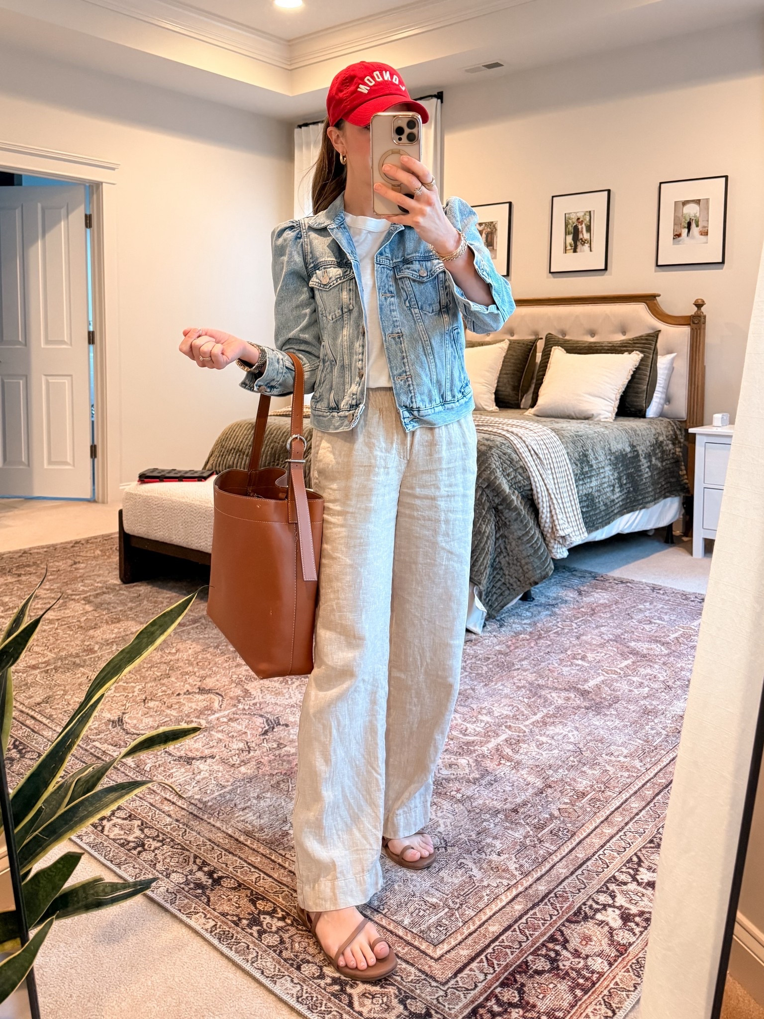 Linen pants outfit for everyday mom life 🤍
These are the Quince linen pants in XS with a 30” inseam — easy, breathable, and actually work for petite height without feeling overwhelming.

I kept it simple with a boyfriend tee and a slightly oversized denim jacket (sized up one) for layering. This is one of those neutral capsule outfits that works for school drop-off, errands, or casual days when you still want to feel put together.

Finished with easy sandals (true to size) and a classic tote.

Use code INFG-26LINENANDLIGHTCO10 for Quince pieces.