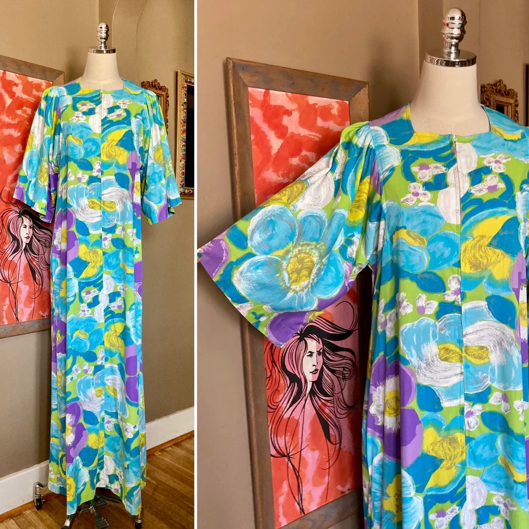 Vintage 70s Blue & Green Watercolor Floral Evelyn Pearson Caftan Dress / Vintage Bright Flower Lo... | Etsy (US)