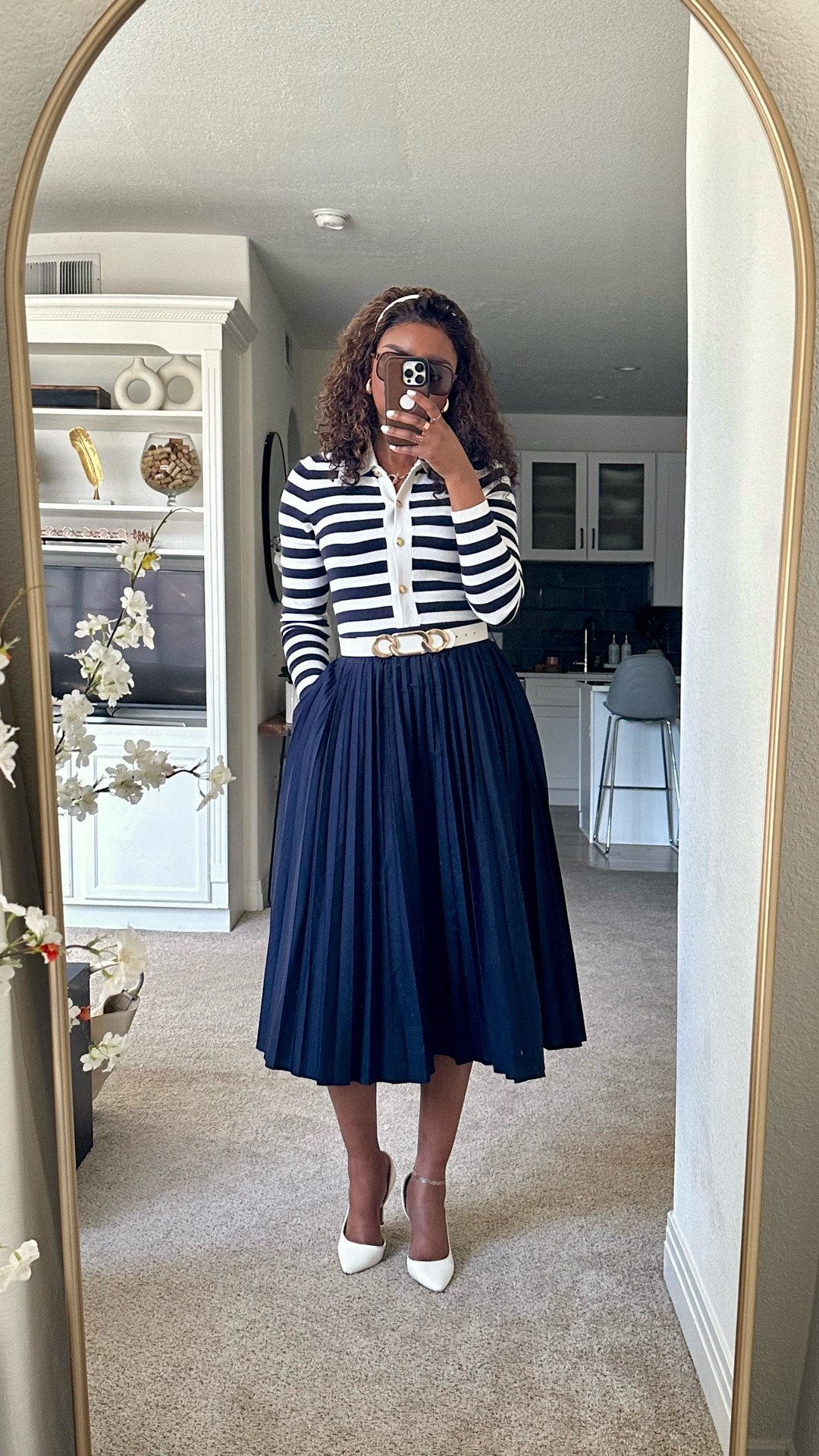 Stepping into this season with softness, grace, and confidence 🌸

Spring reminds me that growth can be quiet… but still powerful 💼✨

“She is clothed with strength and dignity…” – Proverbs 31:25

Showing up differently this season — lighter, brighter, and rooted 🌿



#LTKootd #LTKWorkwear #LTKTall
