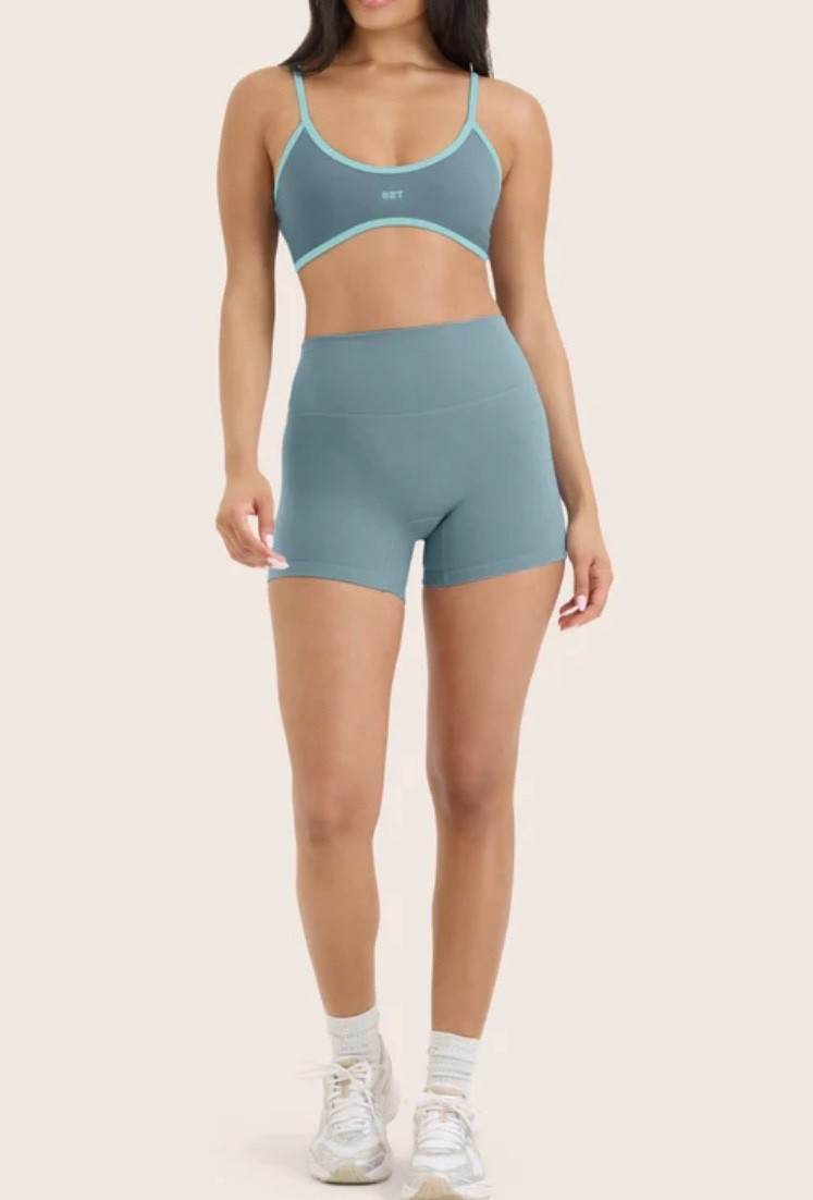 Workout!! 🏋️ 

#LTKWorkwear #LTKSaleAlert #LTKActive