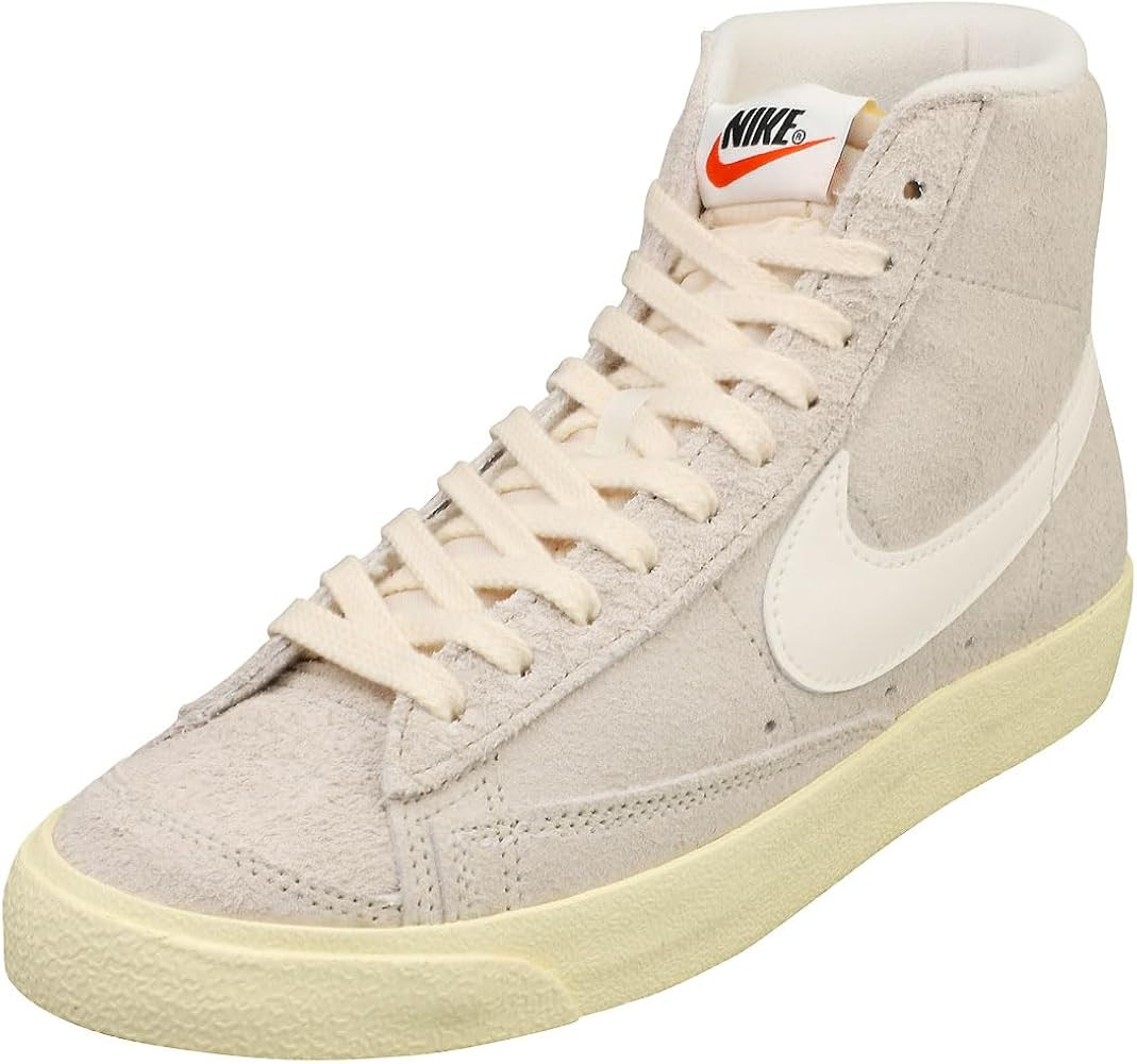 Nike womens Blazer Mid 77 | Amazon (US)