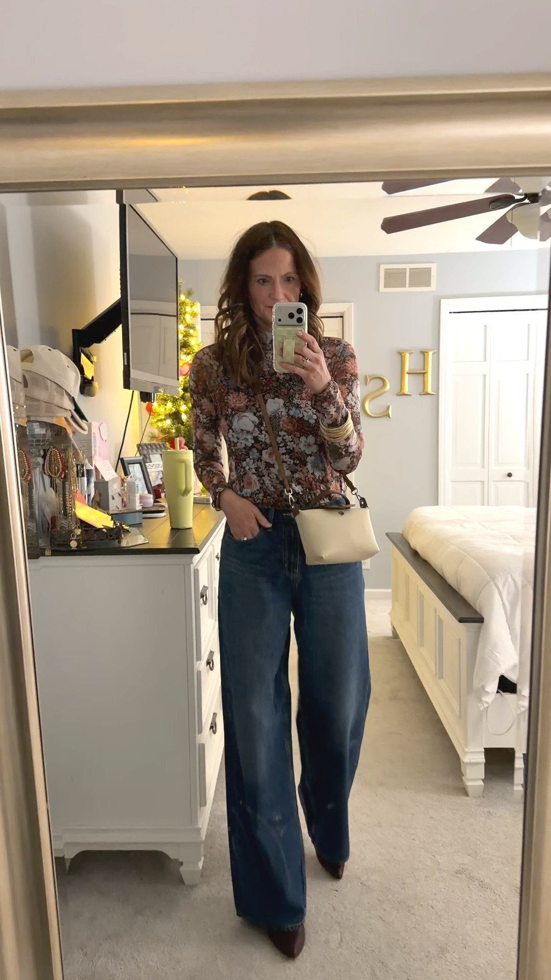 Date night look! 💋 A beautiful sheer top, wide leg jeans and a cute bag. Effortless, affordable and sexy! 

#LTKTall #LTKOver40 #LTKootd
