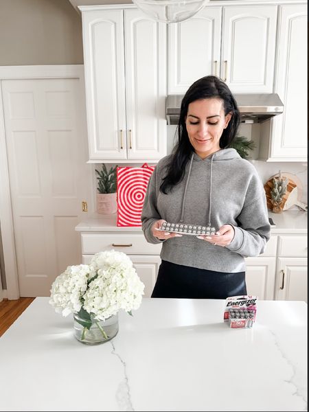 
#AD Am I the only one that had to go load up on @Energizer batteries from @Target after the holidays? I didn’t think so! 
.
I’m sharing all my go to Energizer MAX batteries in my LTK below 👇🏼 


#Target #TargetPartner #Energizer

 


#LTKhome #LTKfamily #LTKU