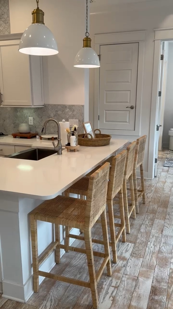 Kitchen decor - counter stools - lighting

#LTKHome #LTKWatchNow #LTKSaleAlert