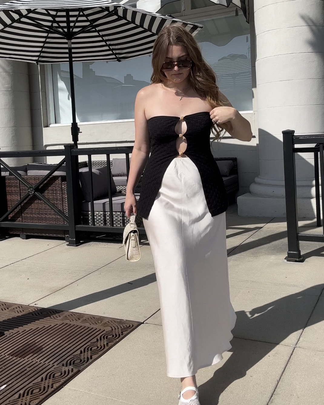 POV: you found that one top that elevate’s your entire wardrobe 🥂

#LTKBeauty #LTKStyleTip #LTKTravel