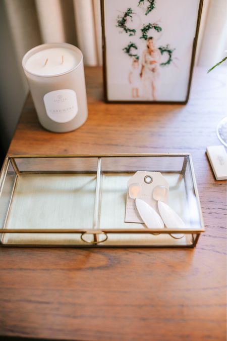 What’s on my nightstand! And just got these earrings! 😍 Anthropologie has so many good statement earrings! 👏🏼

Loverly Grey, home finds, statement earrings 

#LTKhome #LTKfindsunder50