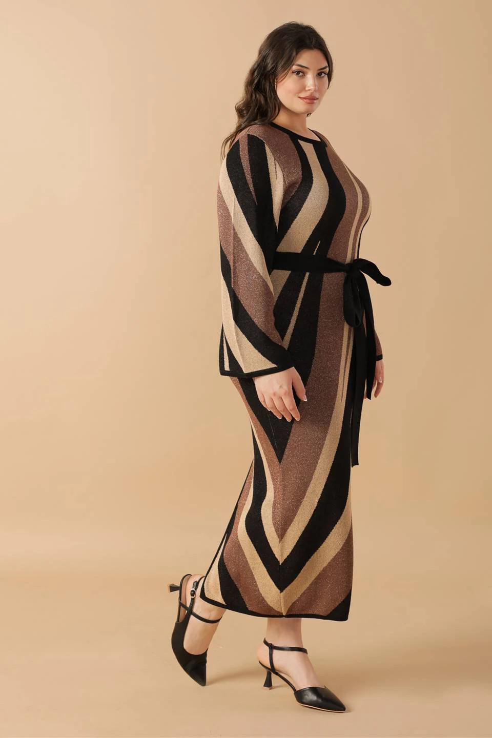 PUT ON A SMILE MIDI SWEATER DRESS | Lady Black Tie