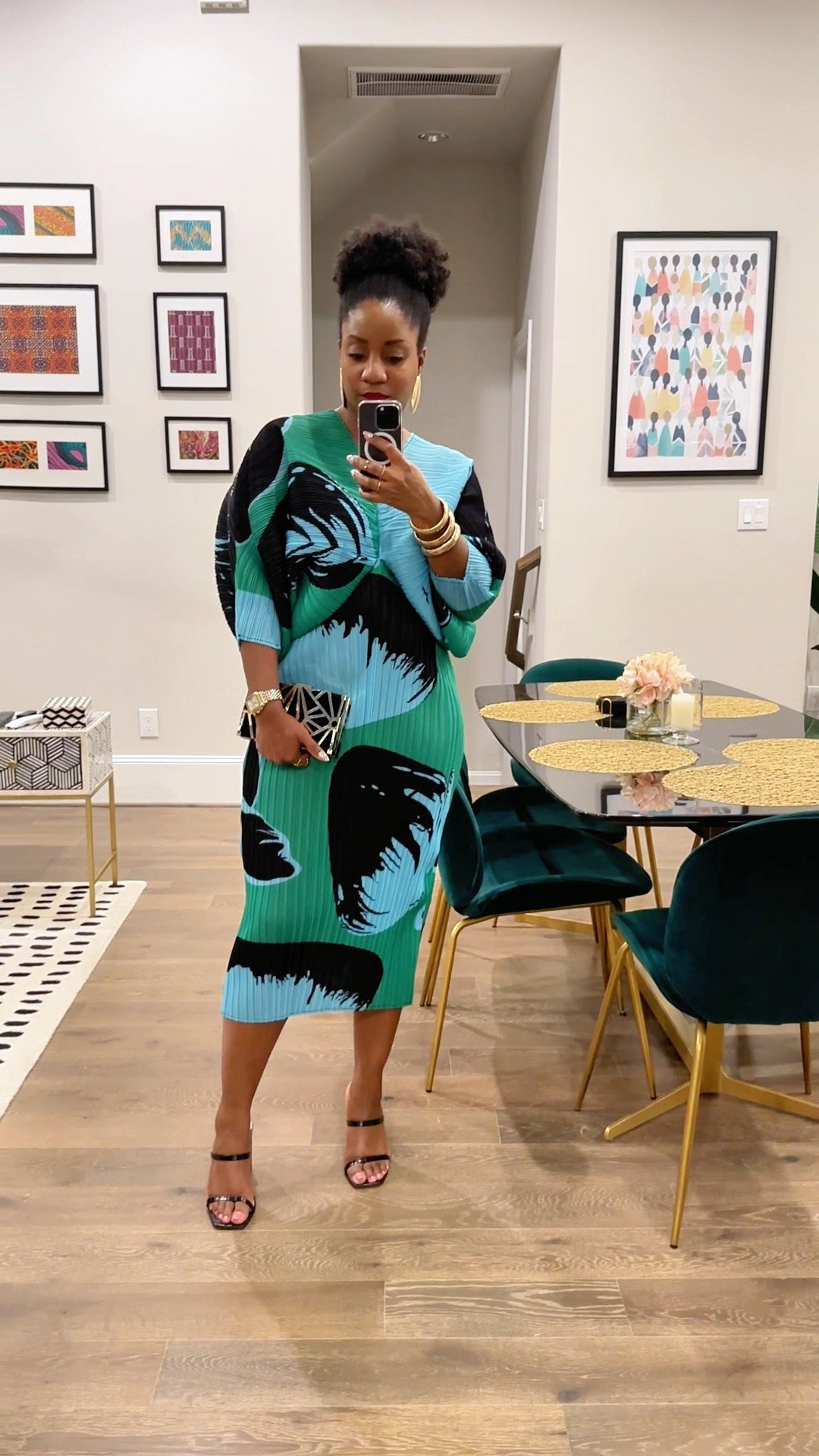 This bold pleated midi dress made such an elegant statement at a party I attended recently. The one-size fit is so easy and flattering, and the colors are even more gorgeous in person.

Amazon fashion / party outfit ideas / African print dress / pleated midi dress / bold print dress / colorful dresses for women / dresses with sleeves / one size dresses / Amazon finds / elegant outfit ideas

#LTKWedding #LTKMidsize #LTKFindsUnder50